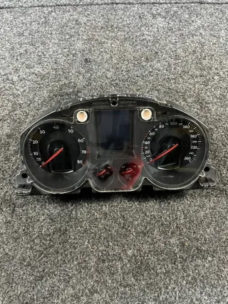 3C0920870 Щиток приборов (приборная панель) Volkswagen Passat B6 Арт e10076790, вид 1