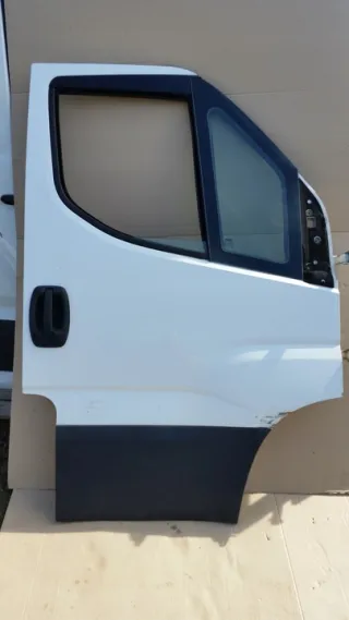 5801519999 5801537828 Дверь передняя правая Iveco Daily 4 Арт e10176755, вид 1