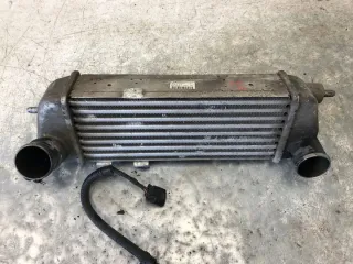 28271-2A610 Интеркулер Hyundai i30 FD Арт e10586431, вид 1