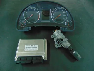8E0909557E Блок управления двигателем Audi A4 B6 Арт e10600770, вид 1
