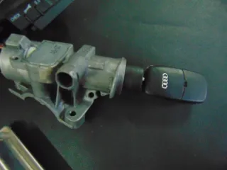 8E0909557E Блок управления двигателем Audi A4 B6 Арт e10600770, вид 3
