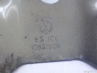 1Q0821136 VAG Кронштейн крепления крыла Volkswagen Eos Арт E30947809, вид 5