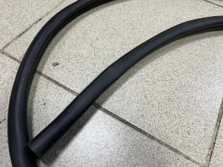 7P6823707A VAG Уплотнитель капота Volkswagen Touareg 2 Арт E48570483, вид 9