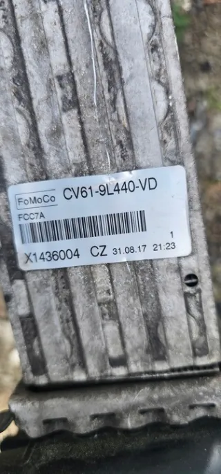 CV61-9L440-VD CV619L440VD Интеркулер Ford Focus 3 Арт e12687145, вид 3
