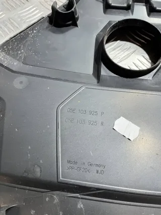 05E103925P Декоративная крышка двигателя Volkswagen Golf 8 Арт e12683613, вид 2