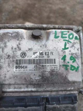 038906012FK 0281010683 Блок управления двигателем Audi A3 8L Арт e12674422, вид 2