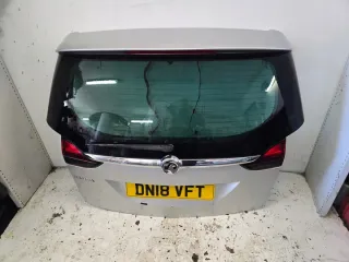  Крышка багажника (дверь 3-5) Opel Zafira C Арт e12663574, вид 1