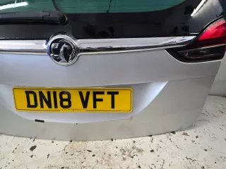 Крышка багажника (дверь 3-5) Opel Zafira C Арт e12663574, вид 7