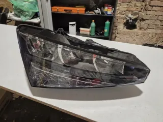  Фара правая Skoda Scala Арт e12663170, вид 1