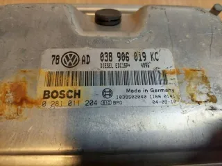0281011204 Блок управления двигателем Volkswagen Passat B5 Арт e12653758, вид 2