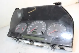 9472523 Щиток приборов (приборная панель) Volvo V70 1 Арт e12642433, вид 4