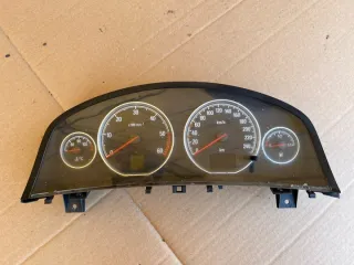 2005-2008 13186704EQ Щиток приборов (приборная панель) Opel Vectra C  Арт e12641582, вид 1