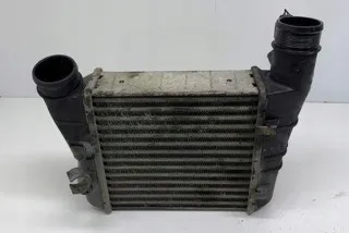 8E0145805AA Интеркулер Audi A4 B7 Арт e12639571, вид 1