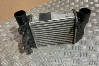 8E0145805N Интеркулер Audi A4 B7 Арт e12639551, вид 1