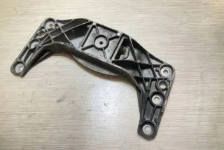 6761106 Подушка крепления КПП BMW 5 E60/E61 Арт e12638941, вид 1