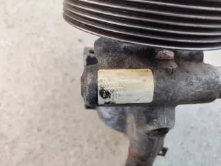 F9Q750 8200100082 Насос гидроусилителя руля Renault Laguna 2 Арт e12600659, вид 4