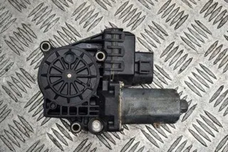 0130821785 Моторчик стеклоподъемника Audi A6 C6 (S6,RS6) Арт e12595135, вид 2