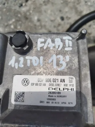 03P906021AN 28395189 Блок управления двигателем Skoda Fabia 2 Арт e12590627, вид 3