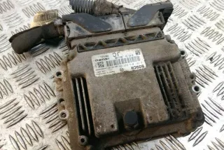 0281014643 Блок управления двигателем Opel Astra H Арт e12589686, вид 1