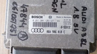06A906018C Блок управления двигателем Audi A3 8L Арт e12586237, вид 3