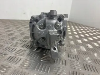 39217353 Компрессор кондиционера Opel Astra K Арт e12578704, вид 3