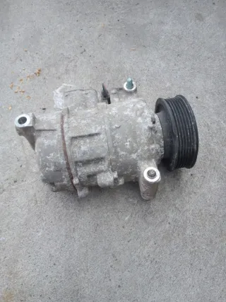 8E0260805BA Компрессор кондиционера Audi A4 B7 Арт e12575171, вид 4