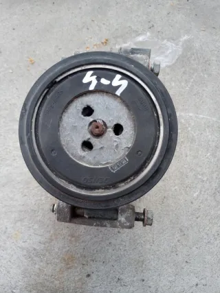 8E0260805BA Компрессор кондиционера Audi A4 B7 Арт e12575171, вид 5