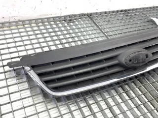8V41-8200-AC LORK-2114-26577 Решетка радиатора Ford Kuga 1 Арт e12560374, вид 2