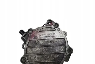 06D145100E Насос вакуумный Volkswagen Passat B6 Арт e12538599, вид 1