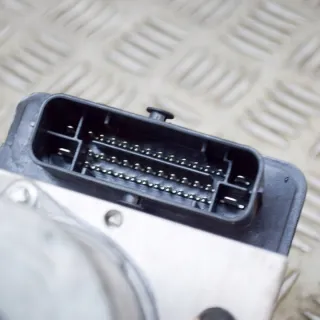 104474500B Блок ABS Tesla model 3 Арт e12533158, вид 5