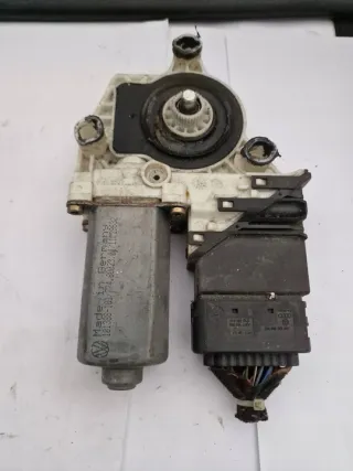 101438203 Моторчик стеклоподъемника Volkswagen Golf 4 Арт e12532458, вид 1