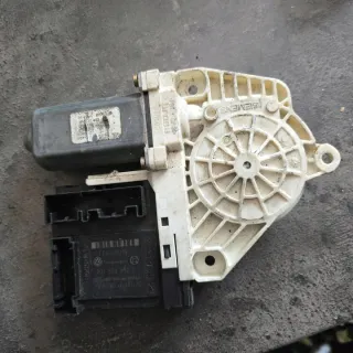 1K0959792C Моторчик стеклоподъемника Volkswagen Golf 4 Арт e12532422, вид 1