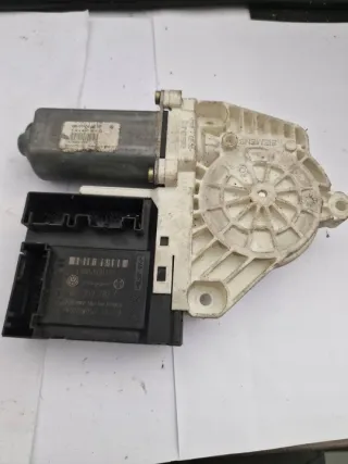 1K0959792C Моторчик стеклоподъемника Volkswagen Golf 4 Арт e12532407, вид 1