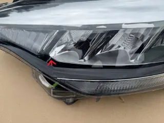 81150-F4180-00 Фара левая Toyota C-HR Арт e12522338, вид 9