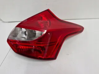 BM51-13404-A Фонарь задний правый Ford Focus 3 Арт e12518092, вид 3