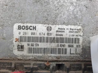 0281001674 Блок управления двигателем Opel Astra G Арт e12513344, вид 3