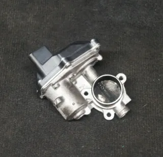 04L131501C Клапан EGR Audi A3 8V Арт e12508983, вид 2