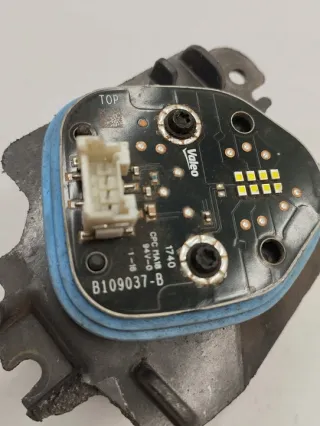 B109037B Блок управления светом Tesla model 3 Арт e12505744, вид 4