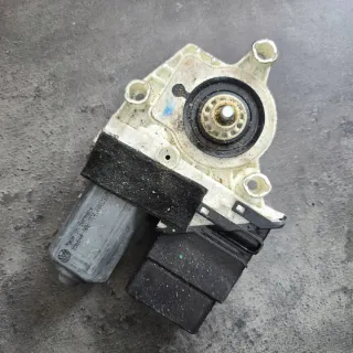 993425100 Моторчик стеклоподъемника Volkswagen Golf 4 Арт e12504248, вид 1