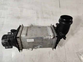 04E145785E Интеркулер Volkswagen Golf 8 Арт e12496508, вид 4
