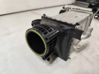 04E145785E Интеркулер Seat Leon 3 Арт e12496432, вид 2