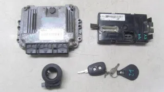 0281011530 Блок управления двигателем Renault Trafic 2 Арт e12486499, вид 1