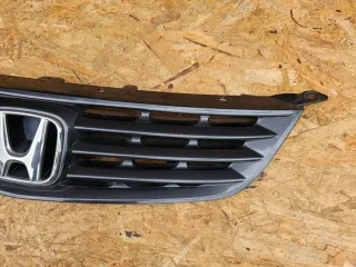 71121-S6D Решетка радиатора Honda Civic 7 Арт e12480864, вид 3