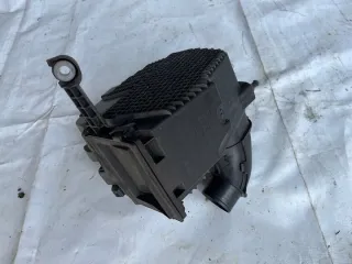 165001258R Корпус воздушного фильтра Renault Clio 4 Арт e12474233, вид 1
