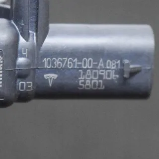 103676100A Датчик удара Tesla model 3 Арт e12472598, вид 6