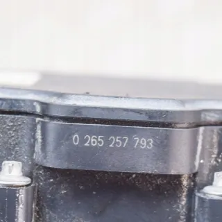 0265257793 Блок ABS Tesla model 3 Арт e12460692, вид 10