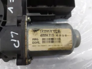 1K0959793C 1K0959701E Моторчик стеклоподъемника Volkswagen Golf 5 Арт e12459487, вид 6