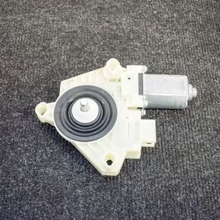 A2059060113 Моторчик стеклоподъемника Mercedes C W205 Арт e12458422, вид 2