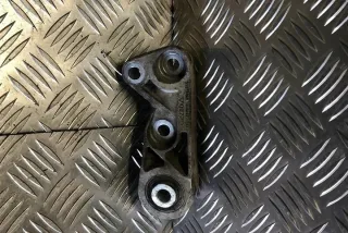 31277468 Подушка крепления КПП Volvo XC60 2 Арт e12449831, вид 1
