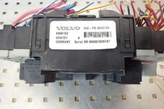 8688153 Блок предохранителей Volvo C70 2 Арт e12446308, вид 3